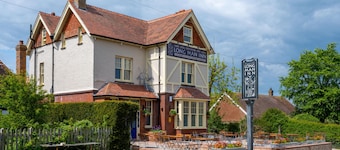 Long Man Inn
