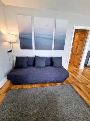 Deluxe Apartment | Living area