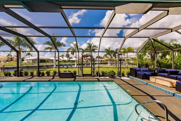 Outdoor pool, a heated pool