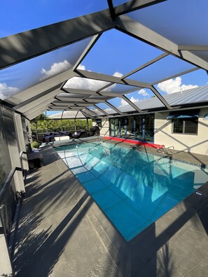Outdoor pool, a heated pool