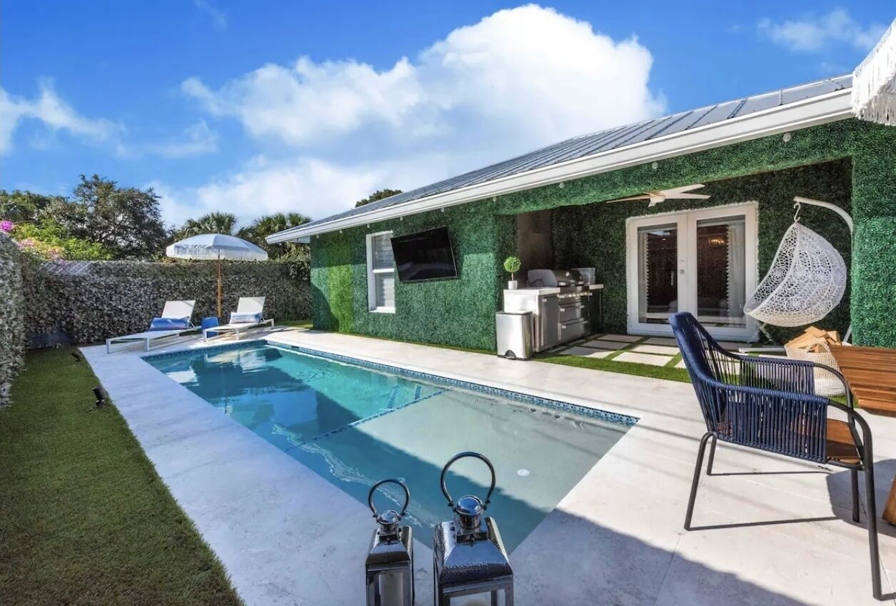 Unforgettable Memories Pool Home close to Beach 