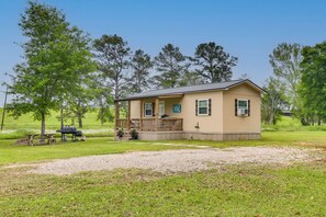 Cottage (1 Bedroom) | Interior - Near Parks & Lakes: Pet-friendly Winnie Cottage (Winnie)