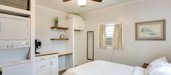 Near Parks & Lakes: Pet-friendly Winnie Cottage
