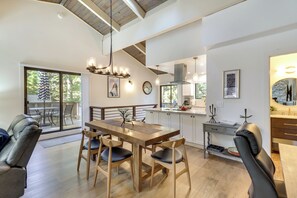 Apartment (3 Bedrooms) | Interior - Stylish Incline Village Vacation Rental w/ A/c! (Incline Village)