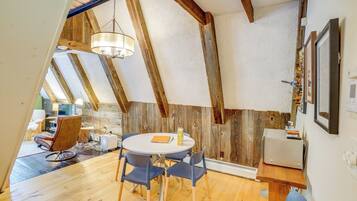 Rumah (2 Bedrooms) | Interior