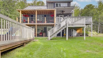 House (6 Bedrooms) | Interior