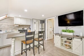 House (6 Bedrooms) | Interior - Searsport Paradise w/ Private Pool & Patio! (Searsport)