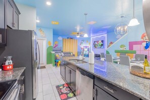 Fridge, microwave, oven, stovetop - Amazing Thematic House w/ Pvt Pool/Arcades/Resort 231791 (Kissimmee)