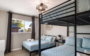 5 chambres, fer et planche à repasser, lit parapluie, Wi-Fi gratuit