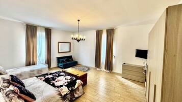 3 camere, ferro/asse da stiro, Wi-Fi gratuito, lenzuola