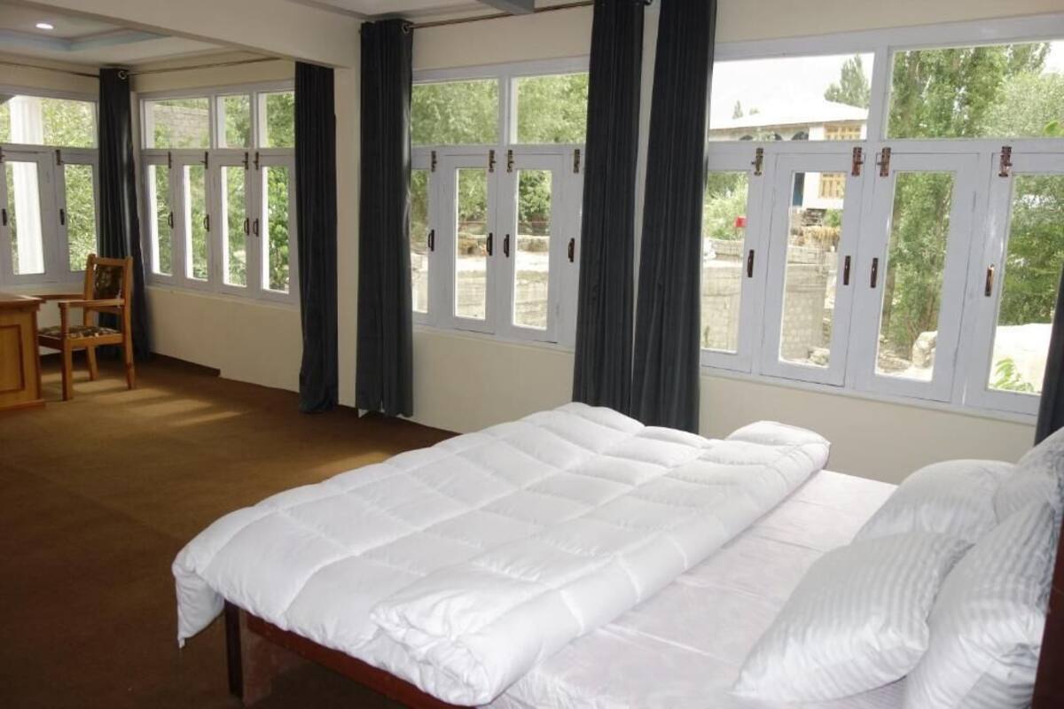 Deluxe Double Room | Soundproofing, iron/ironing board, free WiFi