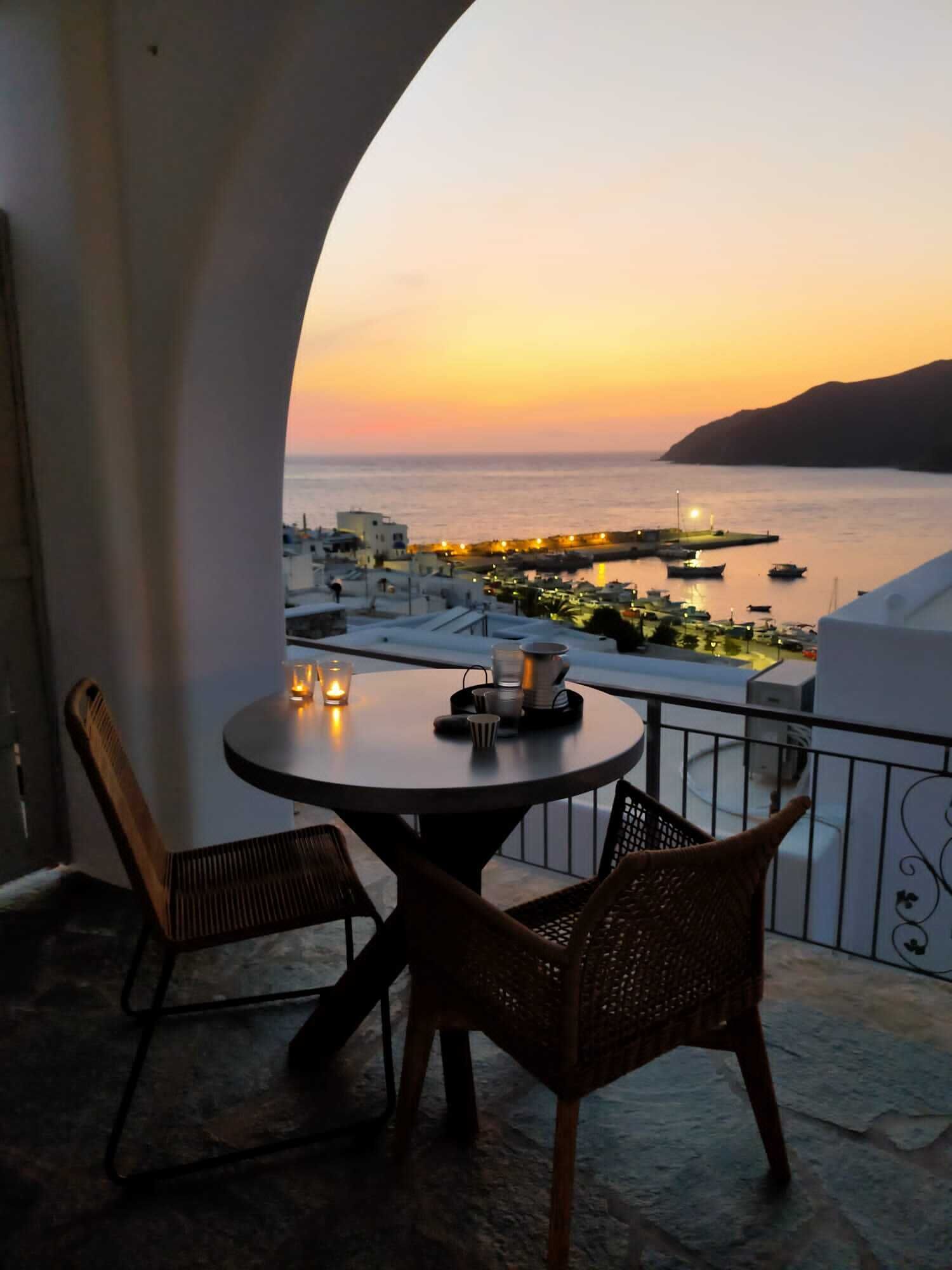 屋外ダイニングエリア