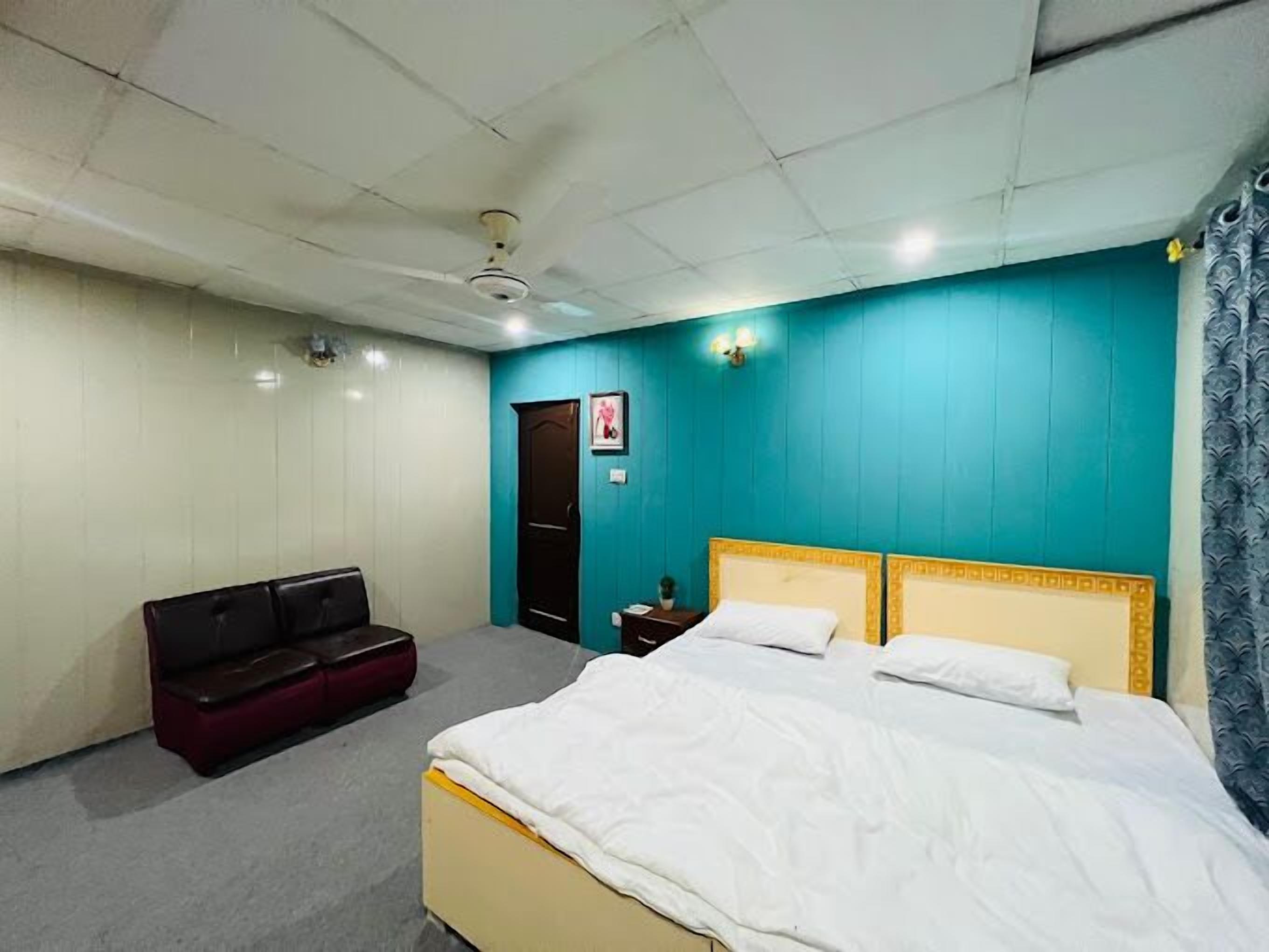 Soundproofing, iron/ironing board, free WiFi