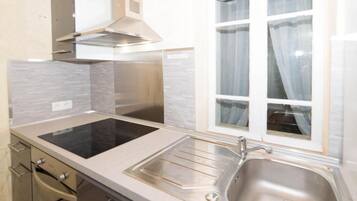 Family House, Valley View | Private kitchen
