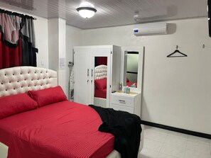 1 Schlafzimmer, Bügeleisen/Bügelbrett, WLAN, Bettwäsche