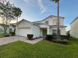 Exterior - Comfortable house with hot tub, minutes away from theme parks (Kissimmee)