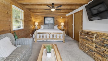 4 soverom, strykejern/-brett, wi-fi (inkludert) og sengetøy