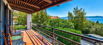 Holiday home with air conditioning