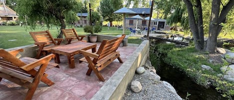 تناول الطعام بالخارج