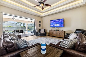 Smart TV, futbolito, estéreo