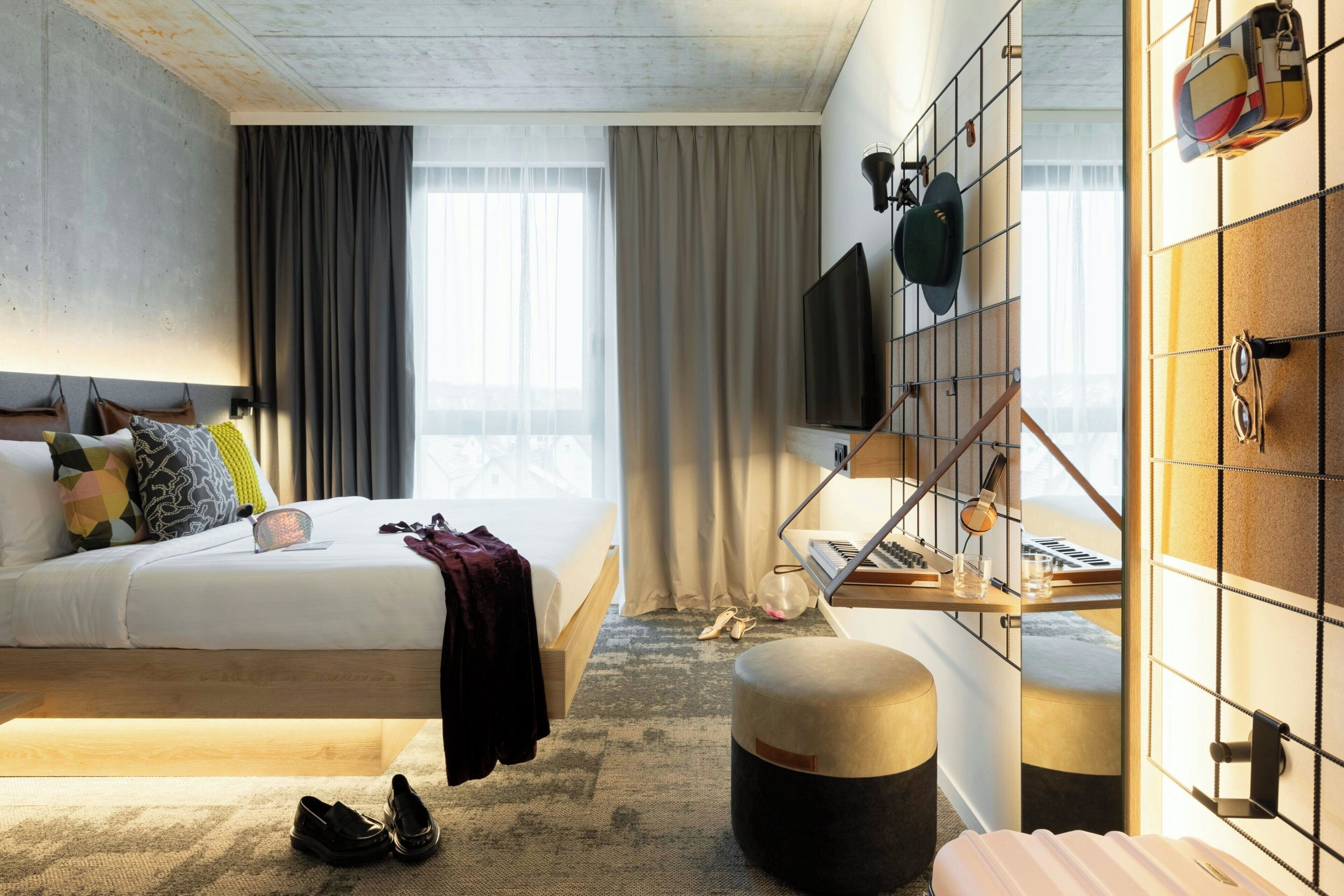 Habitació, 1 llit de matrimoni | 1 dormitori, habitacions insonoritzades, wifi gratuïta i roba de llit 