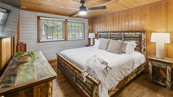 6 bedrooms, iron/ironing board, WiFi, bed sheets