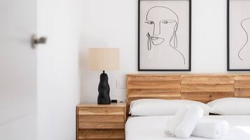 1 slaapkamer, een strijkplank/strijkijzer, gratis wifi, beddengoed