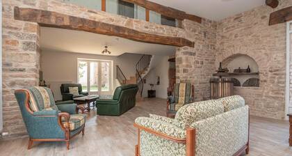 Le Grand Pressoir - Grande maison avec jardin