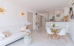 TV - Le Concorde - Charmant appt avec terrasse (Cannes)