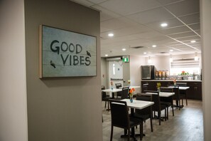 Desayuno continental incluido todos los días