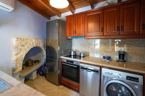 Four, plaque de cuisson, lave-vaisselle