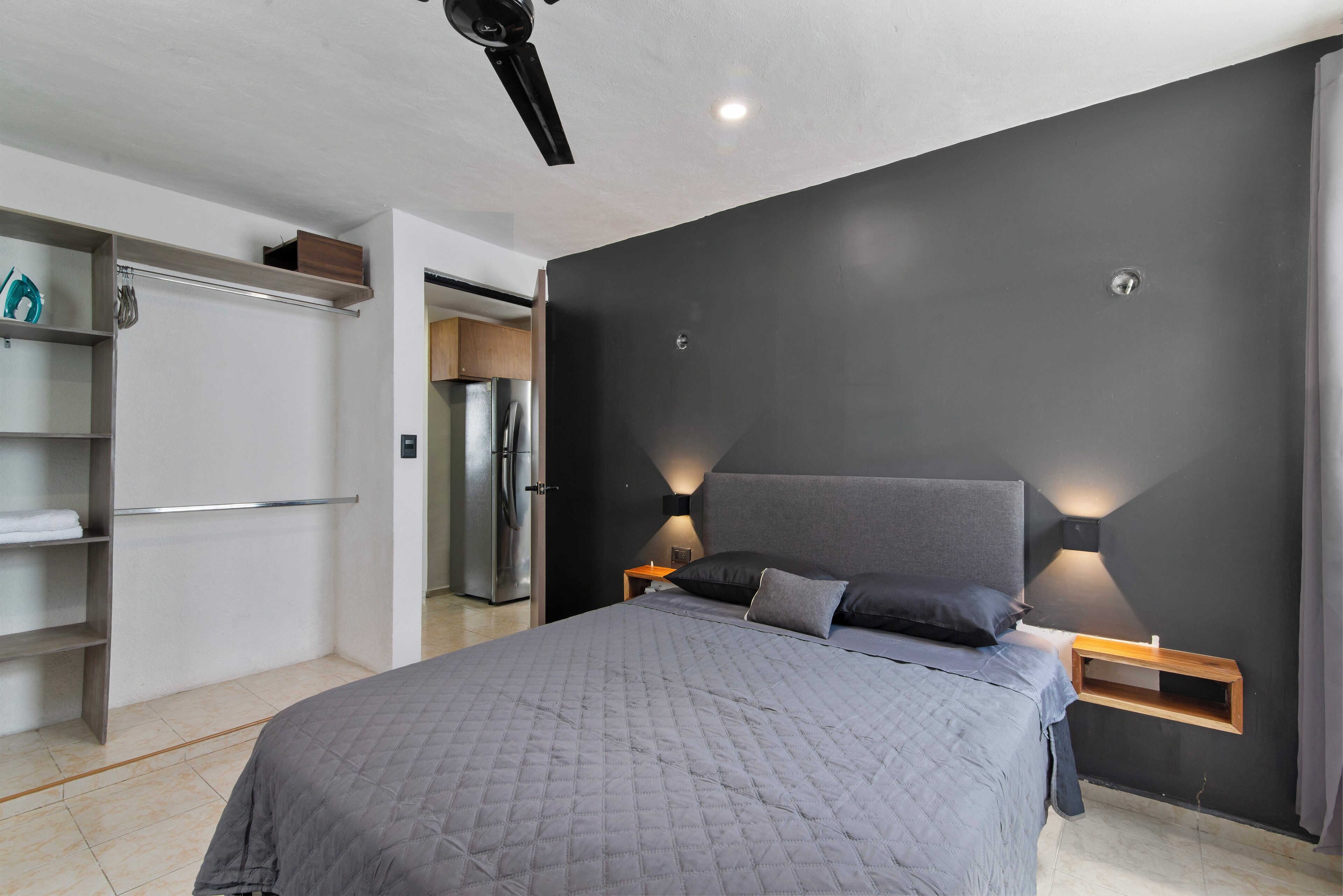 2 dormitorios, escritorio, tabla de planchar con plancha y wifi gratis