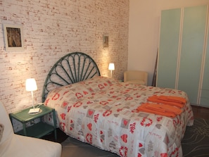 1 Schlafzimmer, Bügeleisen/Bügelbrett, Reisekinderbett, WLAN