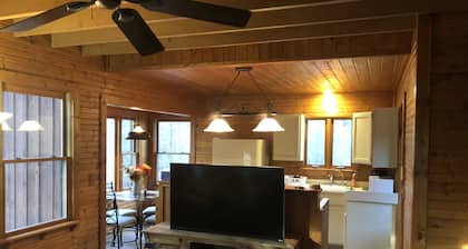 Big Buck Run Cabin near Hocking Hills. Located in a Private estate
