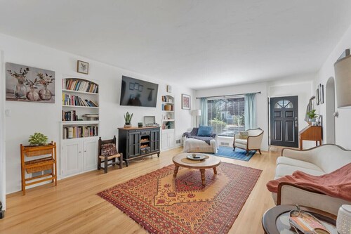 Charming 2BR in Old Southwest