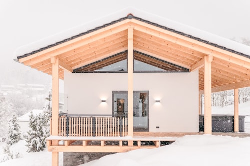 Gemütliches Chalet mit Viel Platz und Nähe zum Zentrum