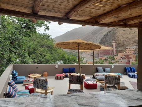 Terrace/patio. DAR JAMILA