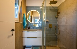 Badewanne, Haartrockner