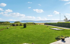 Property grounds - 4 bedroom beautiful home in Haarby (Haarby)