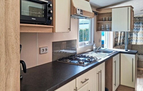 2 bedroom amazing home in Makkum