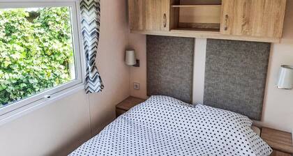 2 bedroom amazing home in Makkum