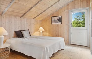 4 soverom, reiseseng for barn og wi-fi (inkludert)