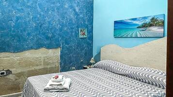 3 makuuhuonetta, ilmainen Wi-Fi, vuodevaatteet