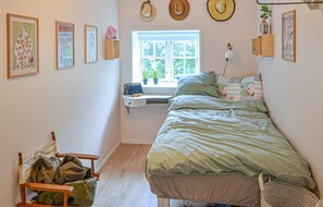 4 bedrooms, free WiFi