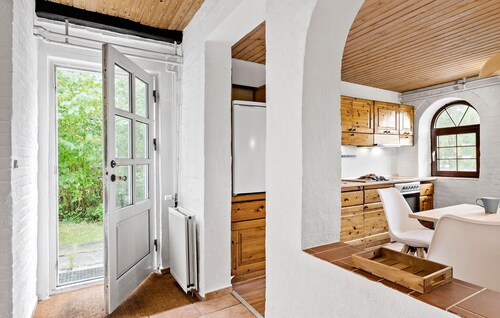 Nice apartment in Egernsund with WiFi