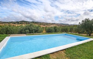 pool - Lovely home in Monterosso Almo (Monterosso Almo)