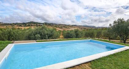 Cozy home in Monterosso Almo