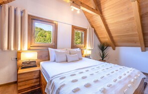 4 soverom, reiseseng for barn, wi-fi (inkludert) og sengetøy