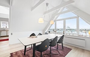Dining - 2 bedroom gorgeous apartment in Hemmet (Hemmet)