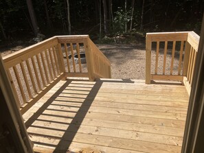 Property grounds - Close to Attitash, Hiking, Rivers, Storyland, Santa's Village and More!.  (Bartlett)